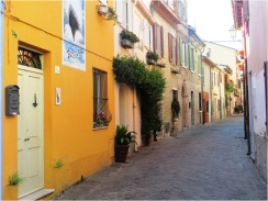 Rimini Borgo Street 1