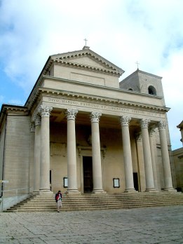 800px-San_Marino_katedra